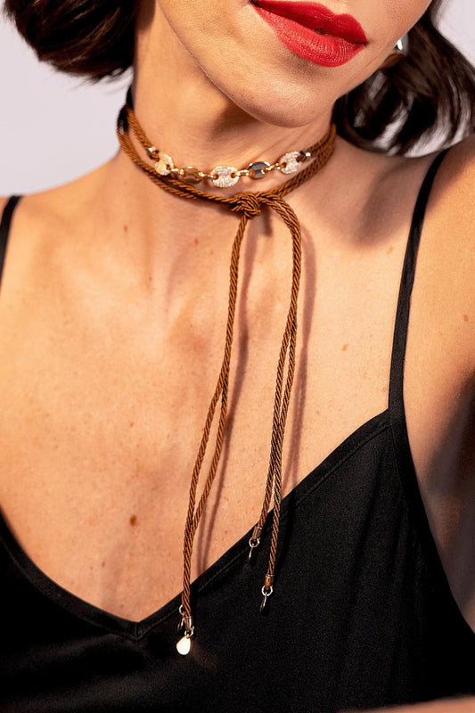 COLAR CORDÃO BOSSA STRASS MIX