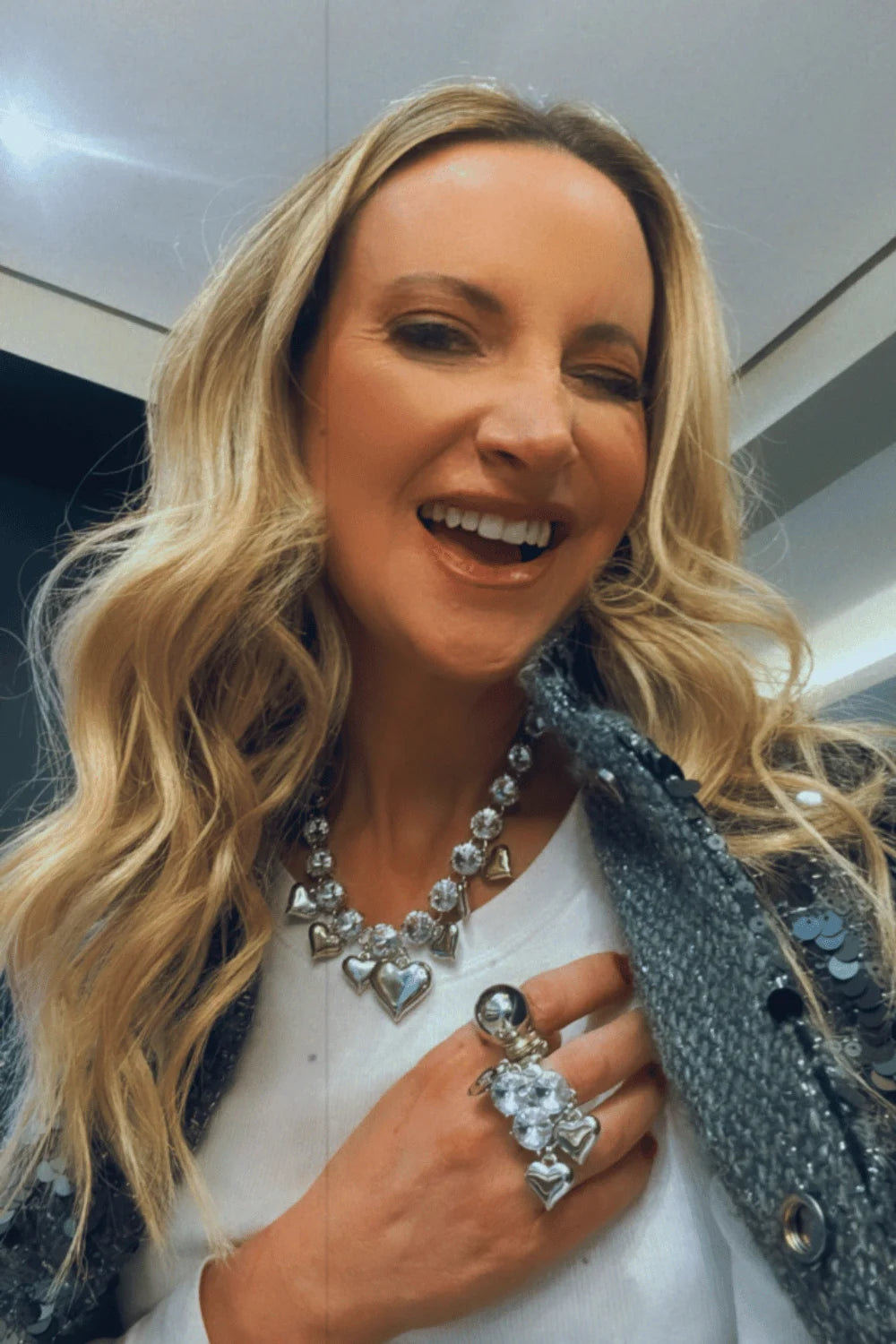 COLAR CORAÇÃO HEART PRATEADO