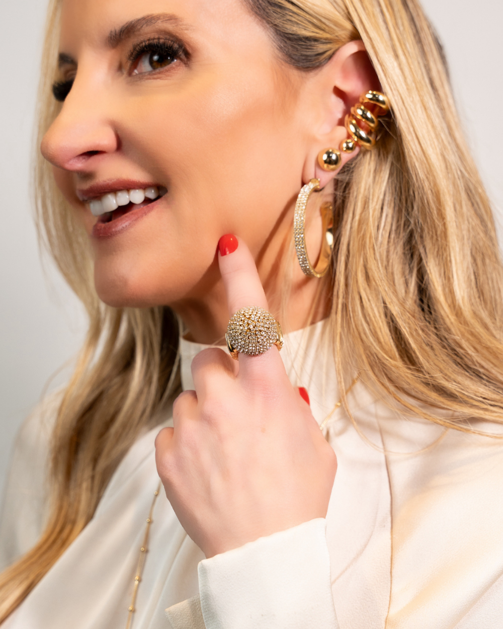 Brinco Argola Shine Presenza Dourado com Zircônias