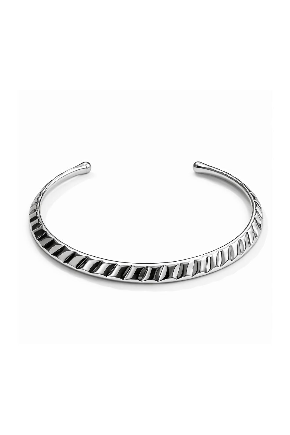 Choker Prateada Texturizada | Choker Rígida Prateada