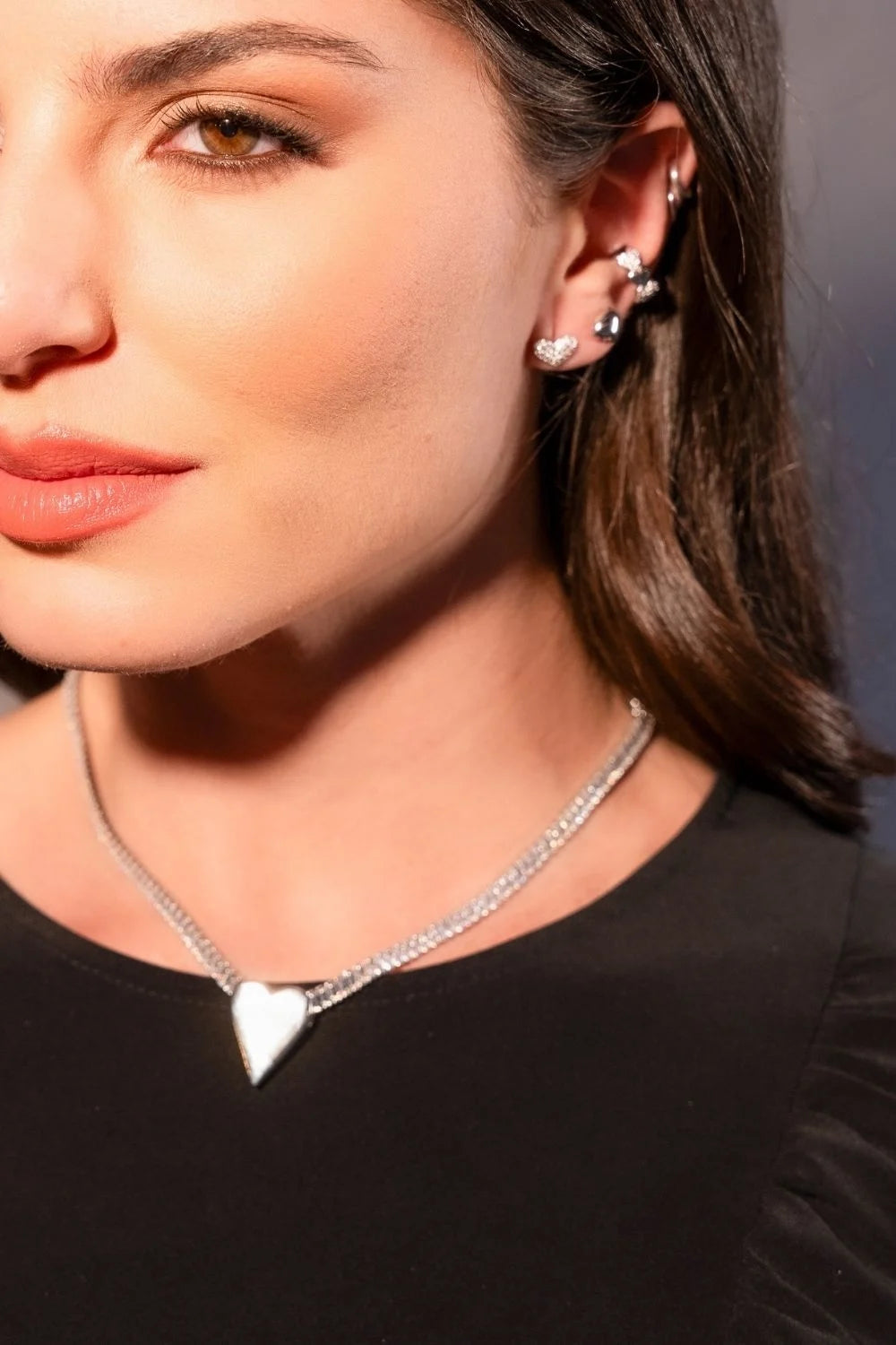 EAR CUFF CORAÇÕES PRATEADO