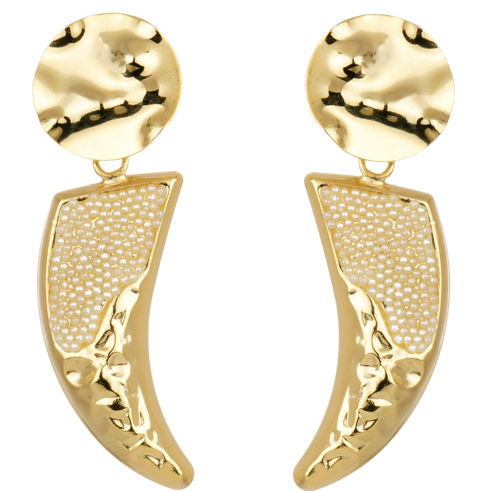 BRINCO DENTE PÉROLA BOHO DOURADO