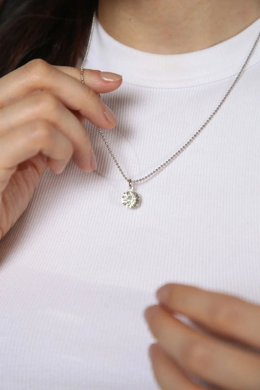 COLAR CORRENTE PONTO DE LUZ PRATEADO