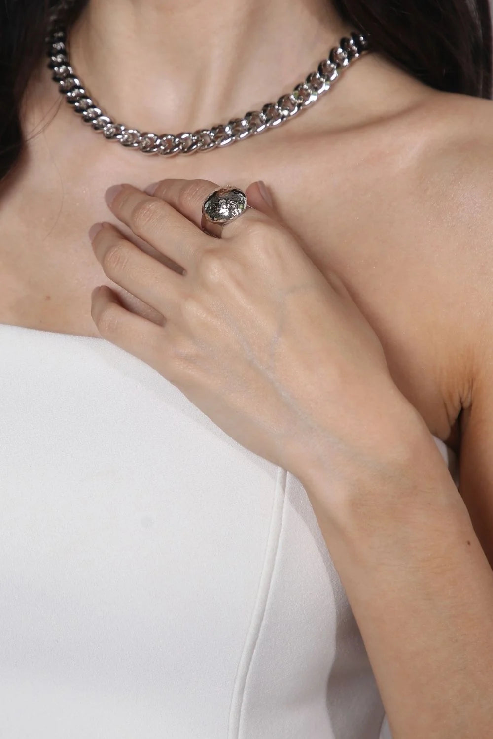 ANEL ESSENTIAL TEXTURIZADO PRATEADO