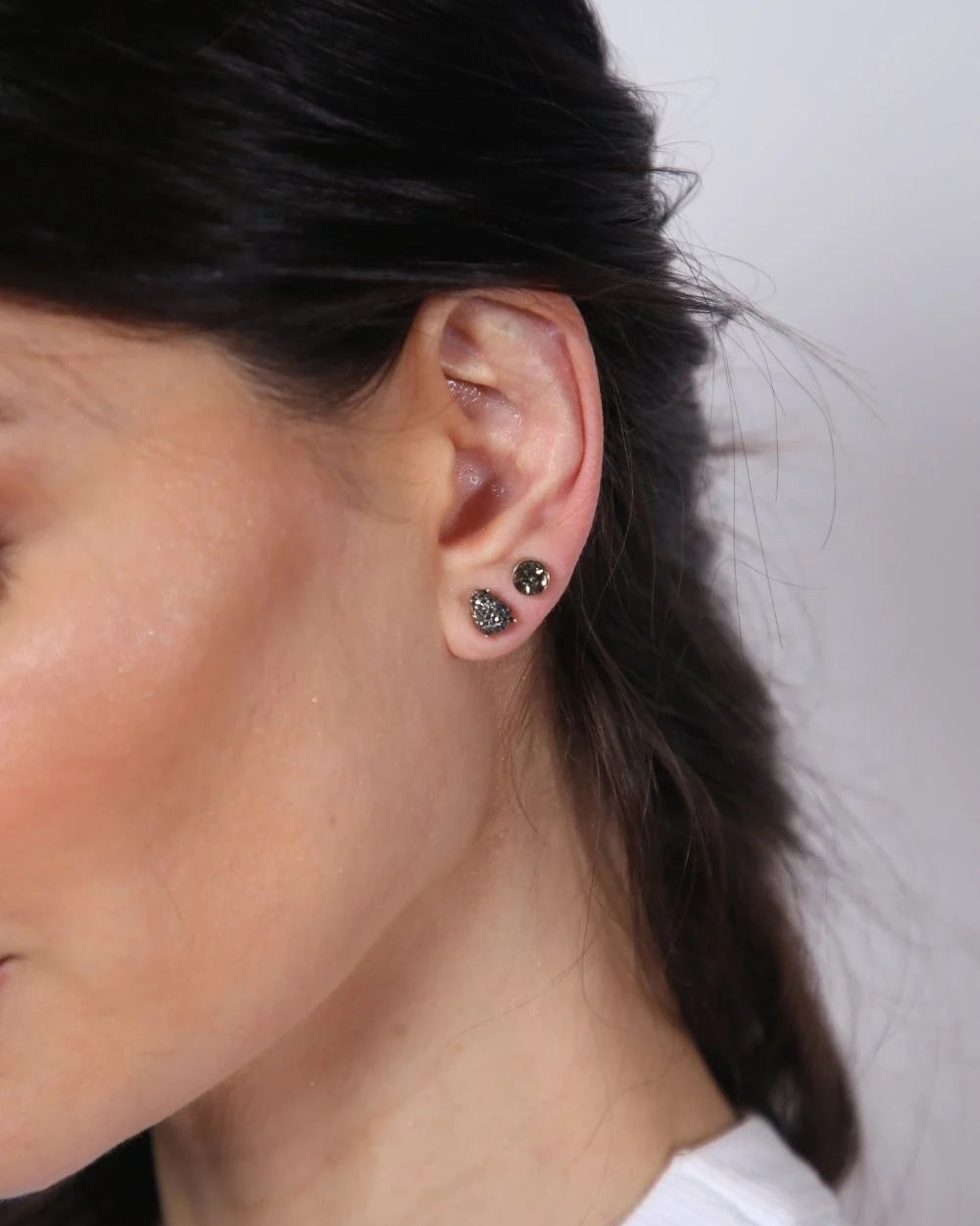 Kit de Brincos Ponto de Luz Black Diamond e Hematite Prateado