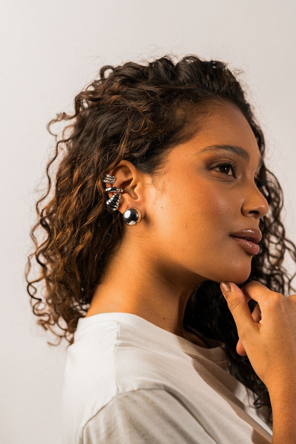 Ear Cuff Triplo com Zircônias em Prateado – Camadas de Luz