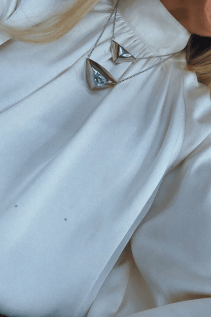 COLAR METALLO PRATEADO