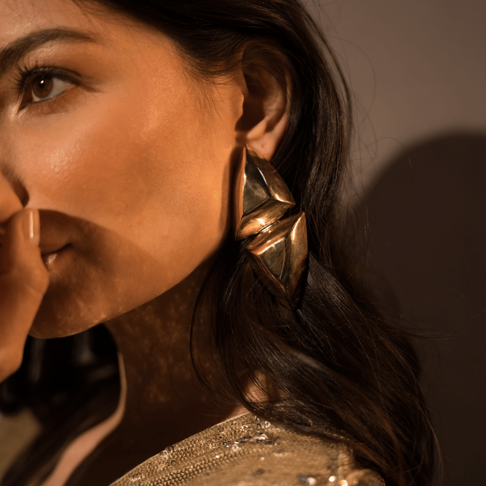 BRINCO DUPLO METALLO DOURADO