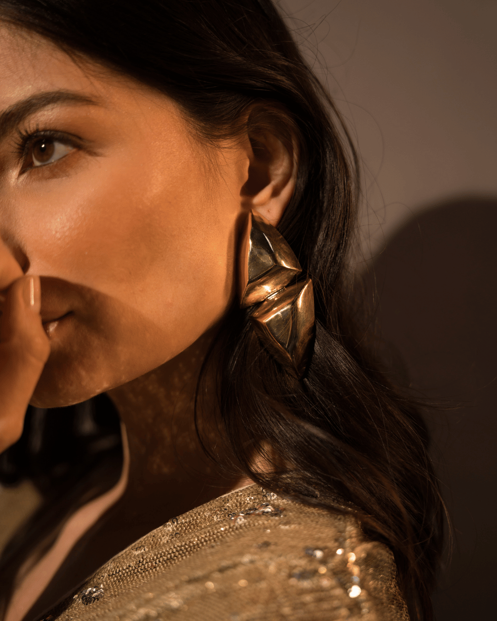 BRINCO DUPLO METALLO DOURADO