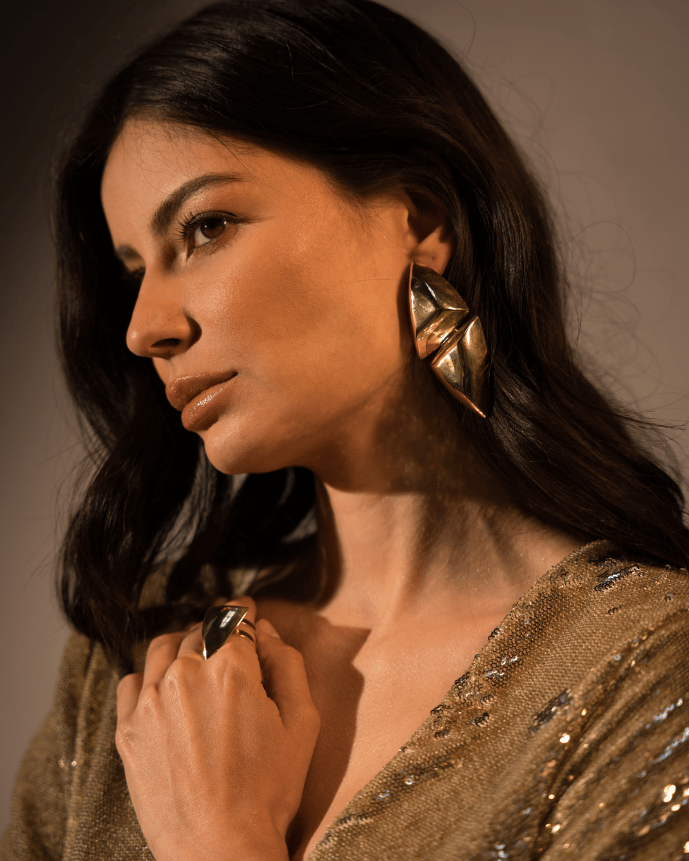 BRINCO DUPLO METALLO DOURADO