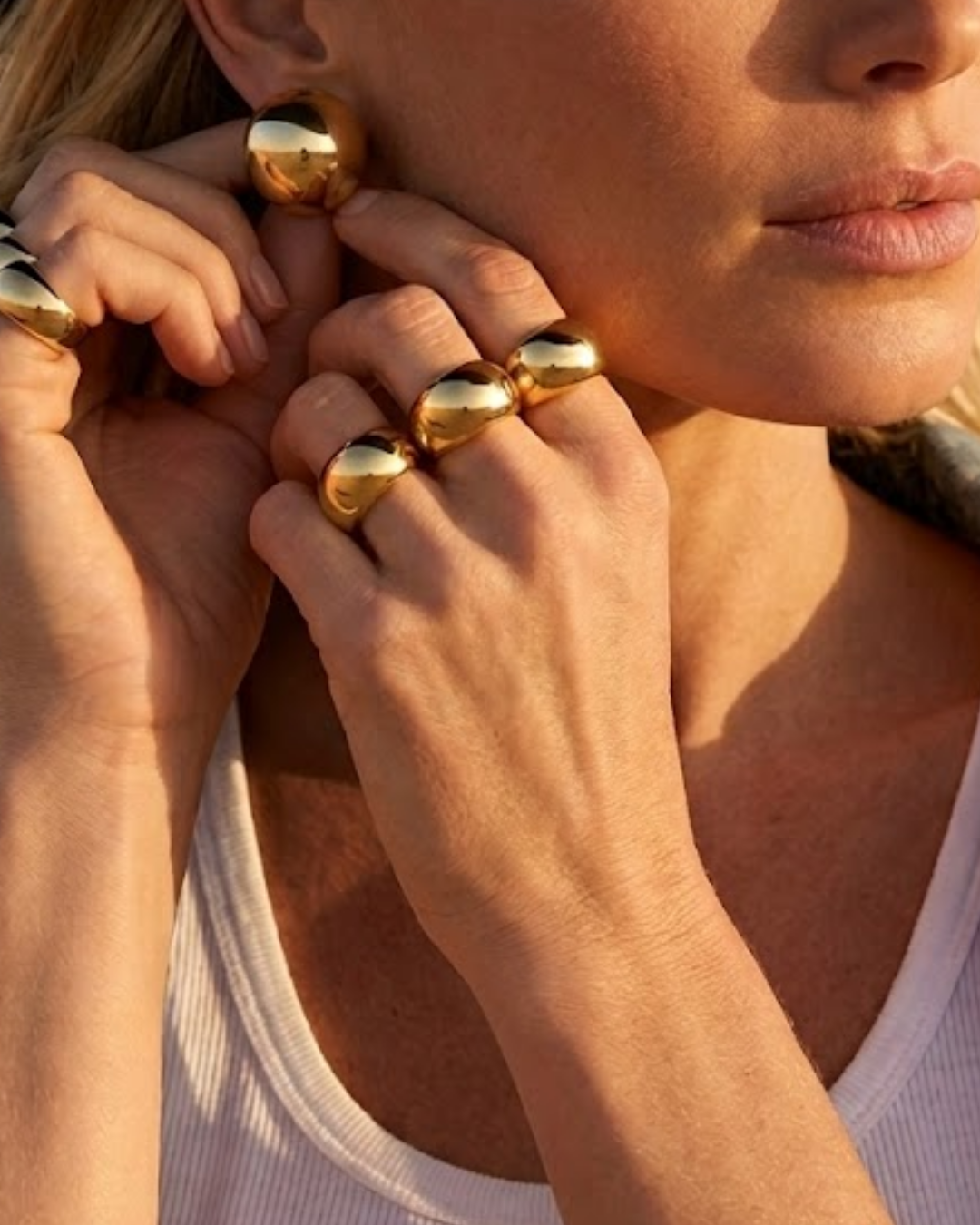 Anel Bold Feminino Dourado com Design Minimalista | Western Glam