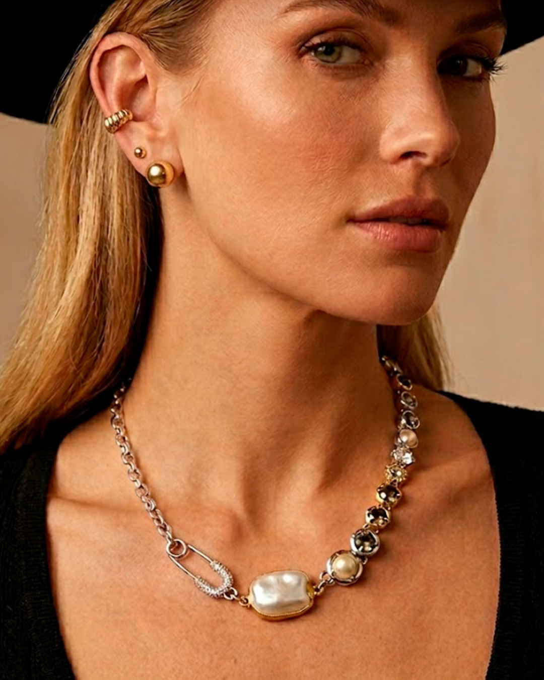 Colar Feminino Mix de Banhos com Pérola Barroca e Zircônias | Western Glam
