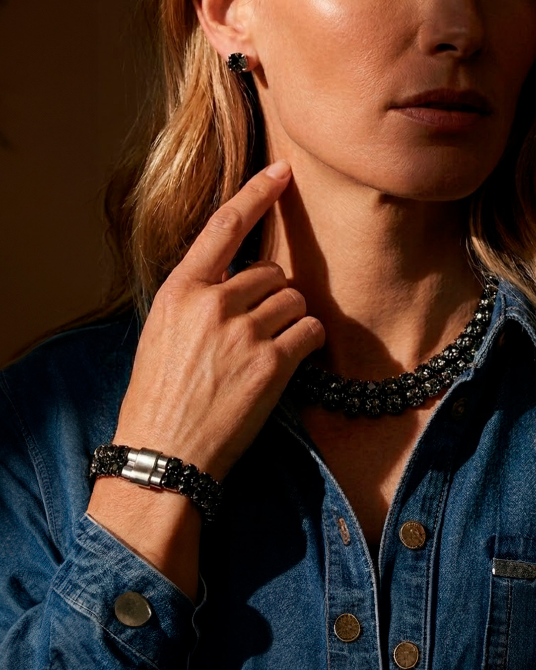 Pulseira Shine Black Diamond com Strass e Fecho Ímã | Juliana Manzini