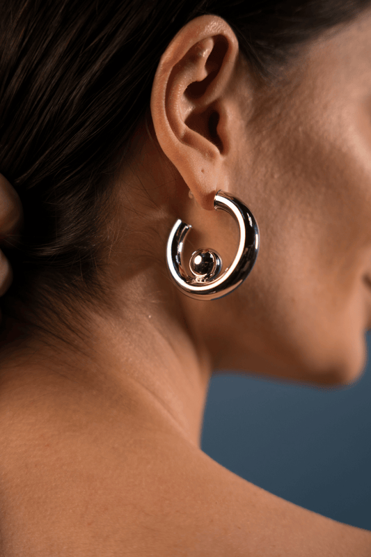 BRINCO TUBO METALLO PRATEADO