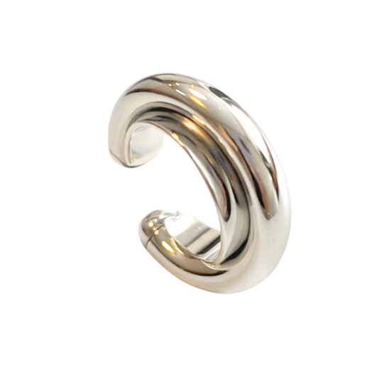 Ear Cuff Prateado Liso com Design Tubular e Encaixe Sem Furo