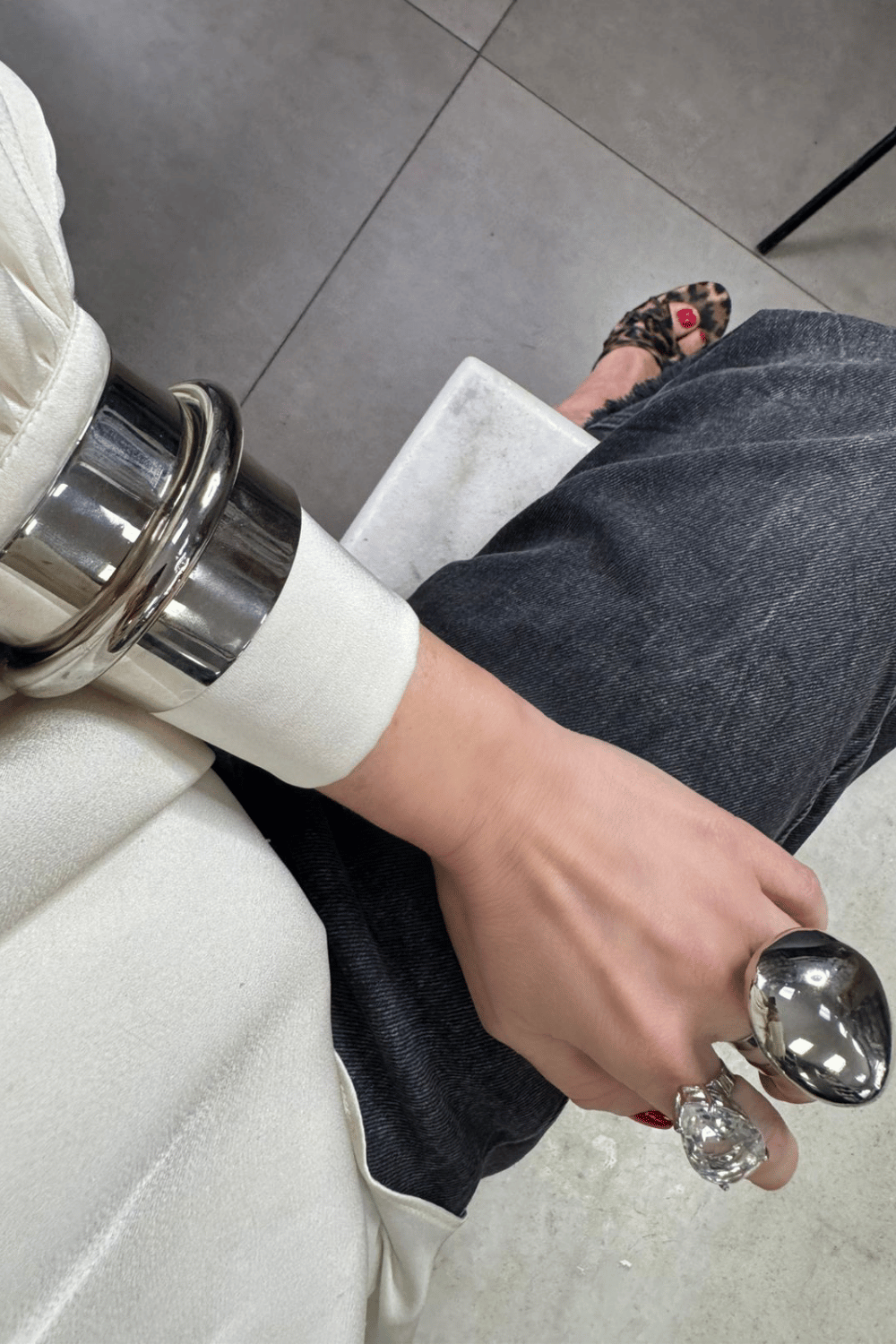 ANEL METALLO PRATEADO