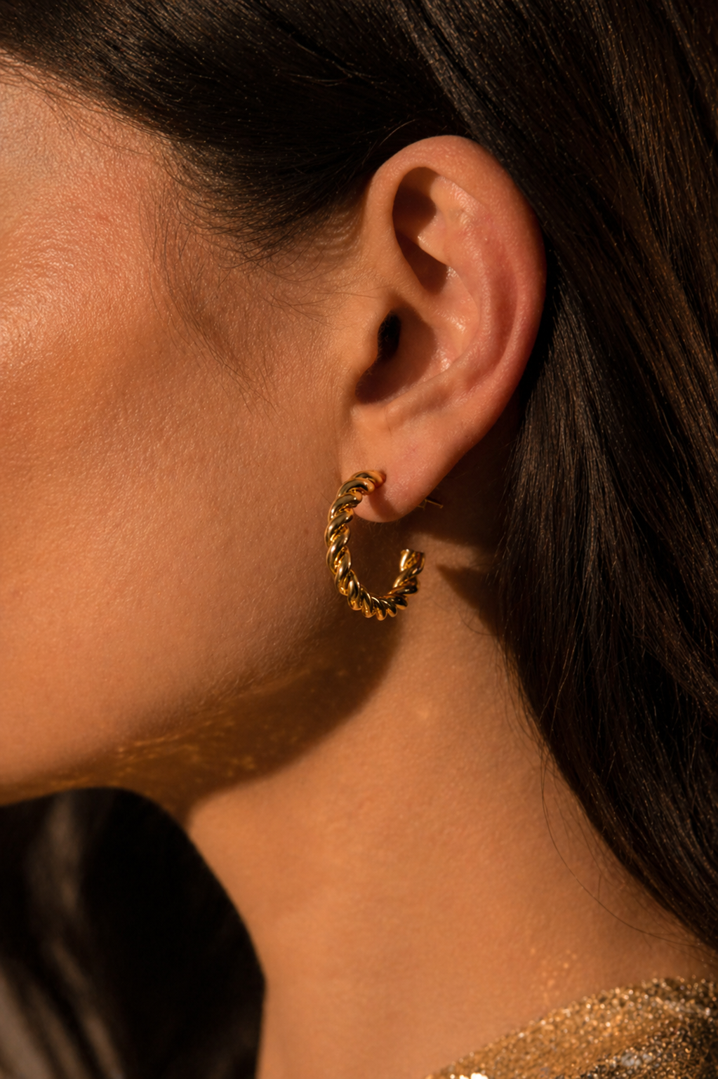 Brinco Argola Essential Dourado Volume Polido