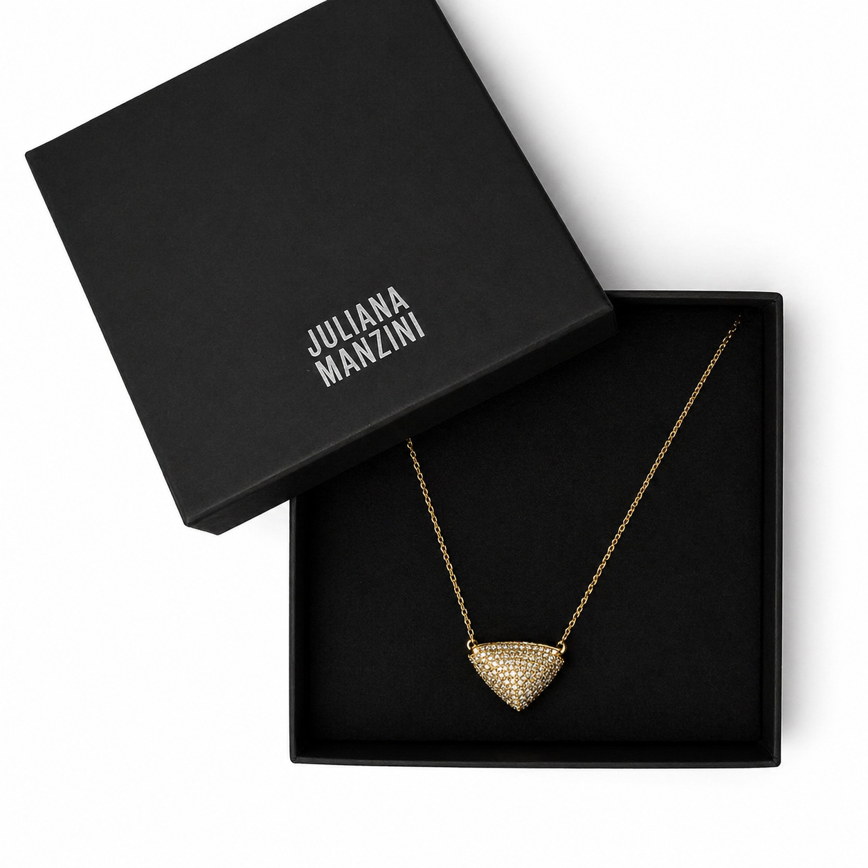 Colar Geométrico Dourado com Pingente Triangular Cravejado – Shine