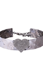 Choker Grafite com Coração Cravejado em Strass